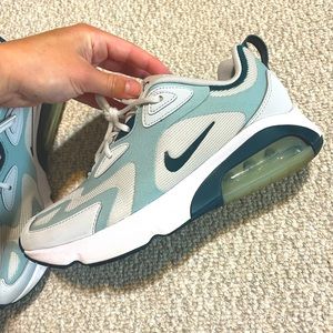 Nike Air200